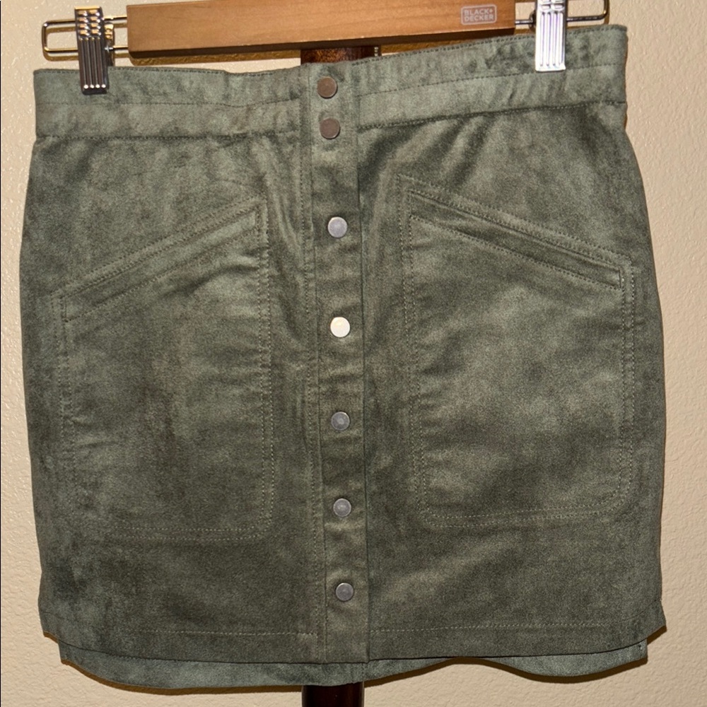 BCBGMAXAZRIA dusty Olive Mora mini skirt NWT